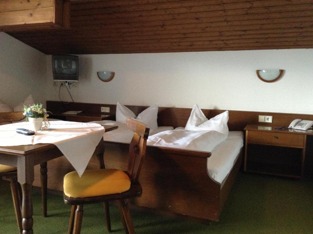 Hotel St. Hubertushof Zell am See Habitación foto